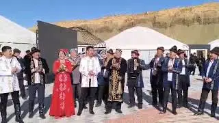 Тахтакопир Каракалпакстан.Кара терең Борше тау.