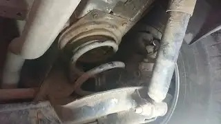 Renault Trafic II 1,9 Замена опор пружин заднего моста