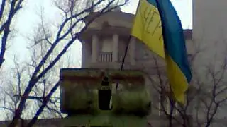 Бандеровцы из Черкас, готовят пушку.
