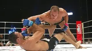 Фёдор Емельяненко удары руками в спортзале и на ринге