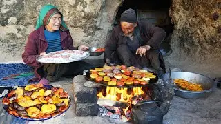 Old Style Cooking in the Cave | Old Lovers Find Peace in Cave Living | Afghanistan Village