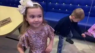 День Рождения Полины!!! 5 лет!! Подарки, шарики, торт LOL, поздравления! Отмечаем в детском кафе!!!