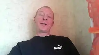 Анекдот про звонок секретарше.