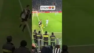 Ronaldo Breaking Corner Flag 😡