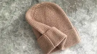 ВЯЖЕМ ЗИМНЮЮ ДВУСТОРОННЮЮ ШАПОЧКУ БИНИ ИЗ СУПЕР ТОЛСТОЙ ПРЯЖИ. KNITTED HAT