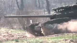 Russian T-90M Proryv tanks received factory protection from drones