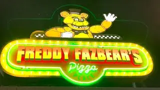 I VISITED FREDDY FAZBEAR'S PIZZA IRL (NOT CLICKBAIT)