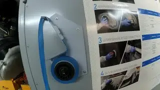 Приспособление для подворачивания малярного скотча при автопокраске.