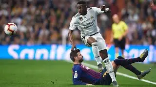 Vinícius Júnior🔥Best Dribbling Skills & Goal 2021/22 Real Madrid | Vini Jr At His Best