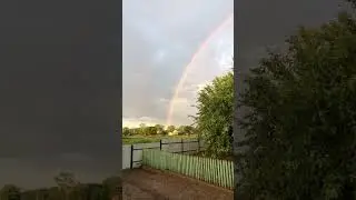 Красивая радуга
