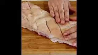 ГРУДИНКА запеченая в духовке. Рецепт на канале 