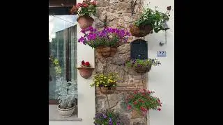 Dal borgo dei vasai al borgo dei fiori è  un attimo.