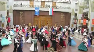 Па де Труа.  Традиционный осенний бал на Поклонной горе 15 октября 2016 года