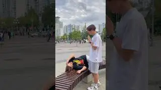 ЕЙ ПЛОХО?