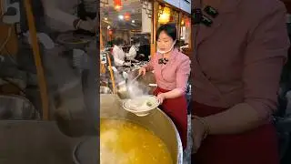 Street Food Yummy Rice Noodle Soup #streetfood #yummy #tasty