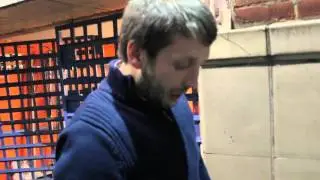 BOBBY WARREN SHOWS iFL TV HIS MAGIC TRICKS WITH THE HELP OF ASSISTANT BOBBY 'THE BARON' WARREN