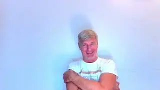 БЕЛО-ГОЛУБОЙ-БЕЛЫЙ ФЛАГ ОППОЗИЦИИ.