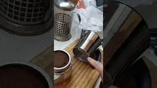 испытываю гейзерную кофеварку
