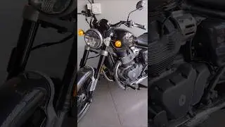 New 2025 Super Meteor 650 - Astral Black