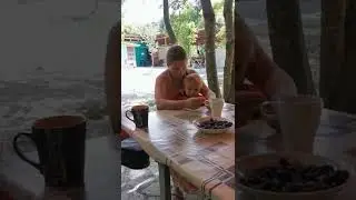 Наш гость и отец ученика. Гусляр Дмитрий Ярасвет, Холмы, Беларусь.