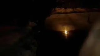 Купание ночью в проруби, выбрасывание оттуда огромных льдин голыми руками, плаваю и говорю о пользе