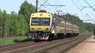 Электропоезда ЭР2 и ЭР2Т на о.п. Яунолайне / ER2T and ER2 at Jaunolaine stop