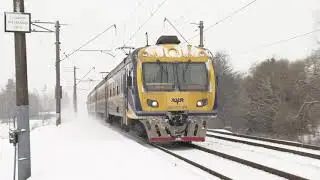 Электропоезд ЭР2Т-7115/7117 на о.п. Далбе / ER2T-7115/7117 EMU at Dalbe stop