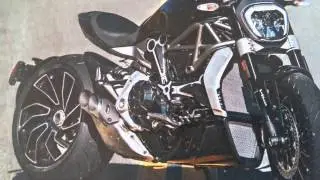 Гоняем по долине смерти на MOTO X-Diavel