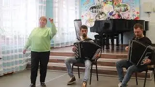 сл. О. Чиркова, муз. В. Гусаков "Страна певучая".