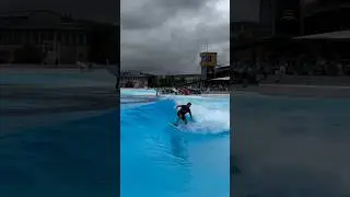 2 surfs in Munich in my heart is full 🥰 🇩🇪#ontour #munich #wavepool