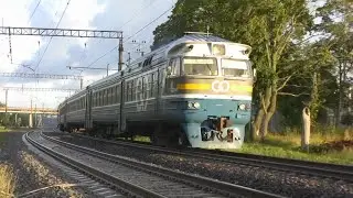 Дизель-поезд ДР1А-228/312 на перегоне Таллин-Юлемисте / DR1A-228/312 DMU