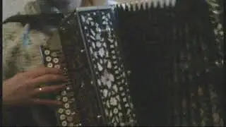 Играй, гармонь походная в Ижме.