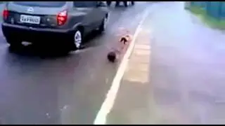 Tobogan de agua en la calle