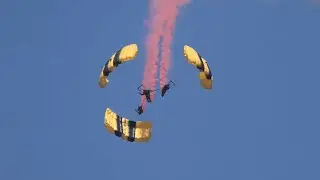 U.S. Army Golden Knights Parachute Team | Milwaukee Air & Water Show 2024