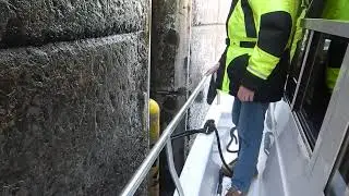 Rick puts his finger on water level