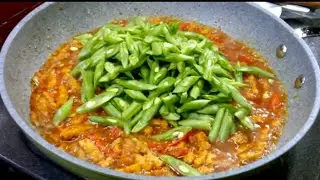 Stir-fried delicious tempeh beans