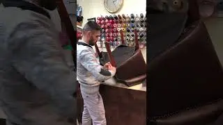 Замена обивки у кресла