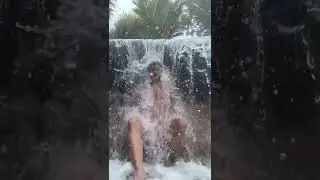 Голый Сергей Лазарев на отдыхе 