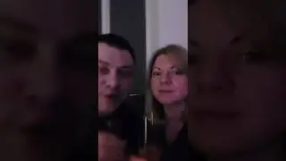 Паздравлямба с  Новым Годом))) . Улыбнись.