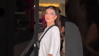 Beautiful Arab Girl 