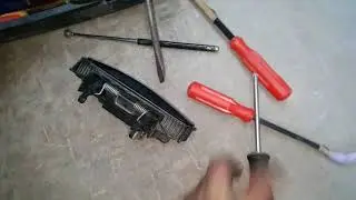 Как снять ручку двери Ауди А4