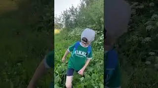 Сын и шашлыки😁