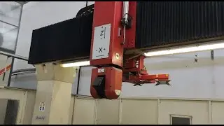 5ти-осный фрезерный центр ЧПУ.
