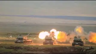 Vostok 2018: Msta-B and Akatsia self-propelled howitzers in action