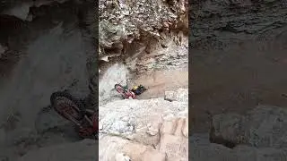 Больно упал с мота