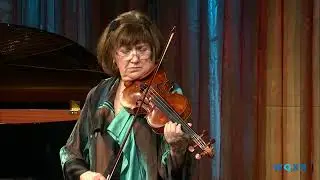 Ani Kavafian Performs 