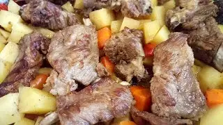 Ribs on the pan. With potatoes and vegetables. Delicious simple recipe!