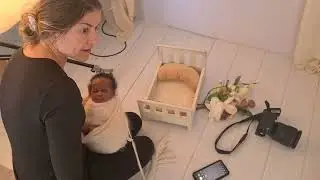 Learn how to become a newborn photographer | newborn photography session with no assistant