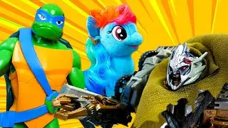 Робот Мегатрон заколдовал игрушки! Литл Пони и Куклы во льду! Черепашки Ниндзя атакуют десептикона!