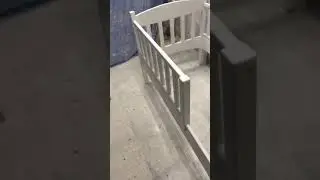 Крепкая кровать